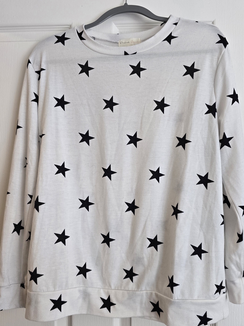Crew Neck Star Print Sweater - White/Black